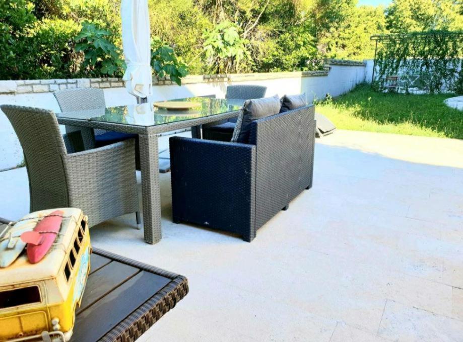 Garden & Pool Bbq Spacious Apartment By Rt Kamenjak Premantura Exterior foto