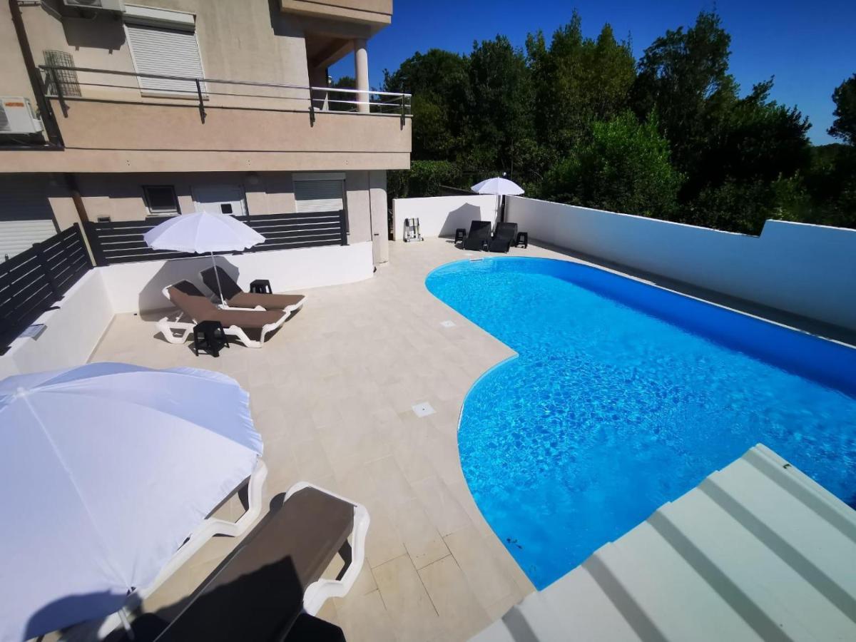 Garden & Pool Bbq Spacious Apartment By Rt Kamenjak Premantura Exterior foto